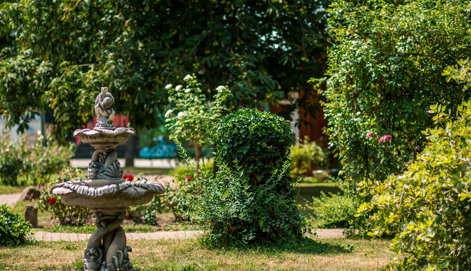 Wiesengrund Altenheim & Pflegezentrum in Knittlingen Garten
